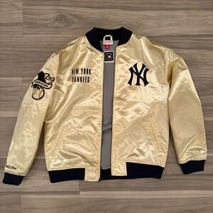 Mitchell & Ness Gold New York Yankees Light Weight Jacket Unisex (Brand New)